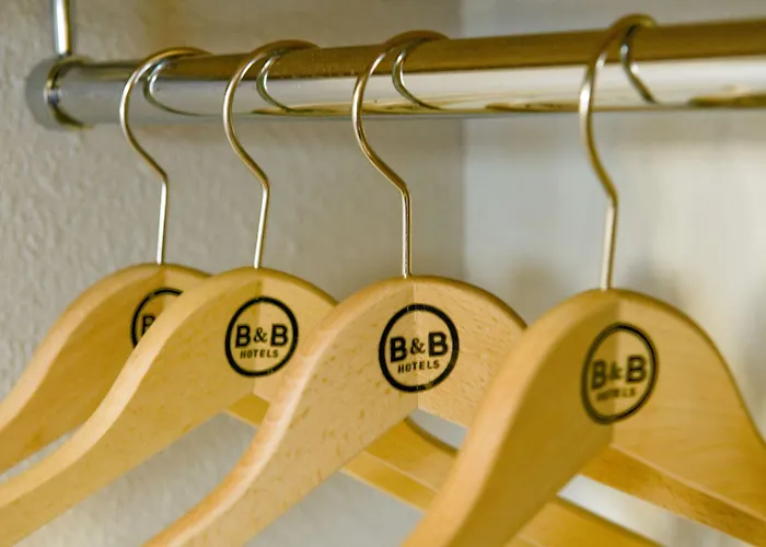 Hotel Marais Poitevin 2*